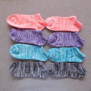 8 pairs of ladies low cut socks size medium shoe size 4-10